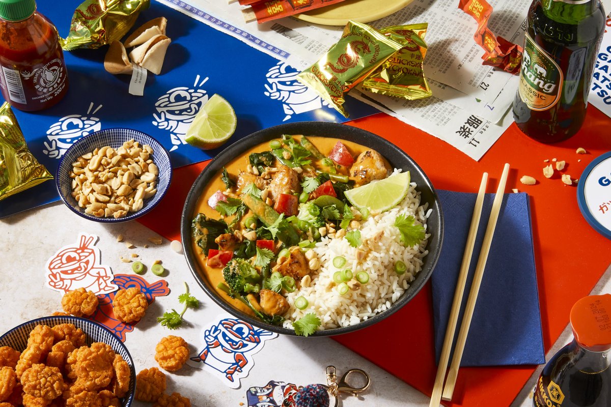 65b52060a85bb35ad61022e4_65b15cac47be649f085a8f66_2021-09-21_go-nuts_red_curry4005